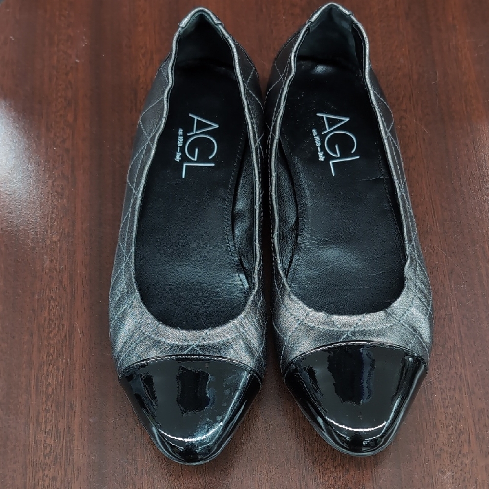 AGL Patent Black and Textured Gray Flats